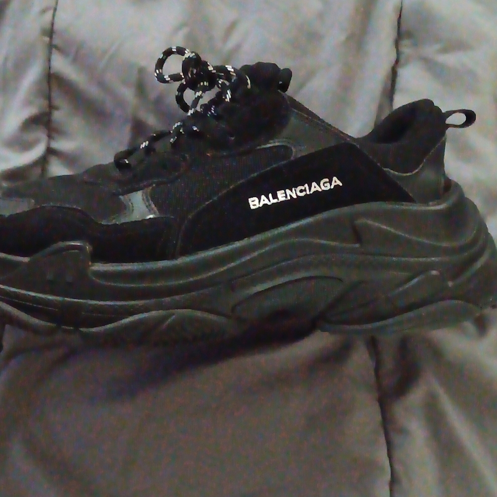 Balenciaga Men's Black Sneakers - Picture 3 of 3